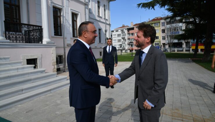Kuzey Makedonya Cumhuriyeti Büyükelçisi Vali Soytürk’ü Ziyaret Etti