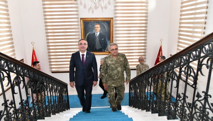 1’inci Ordu Komutanı Vali Soytürk’ü Ziyaret Etti
