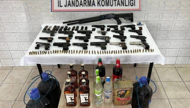 Evini ve İşyerini Silah Deposuna Çevirmiş