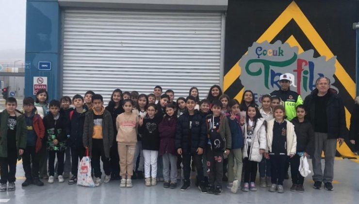 Jandarmadan Öğrencilere Trafik Eğitimi