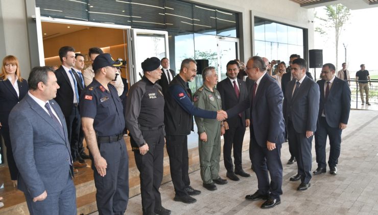Vali Soytürk Edya Otel’in Açılışına Katıldı