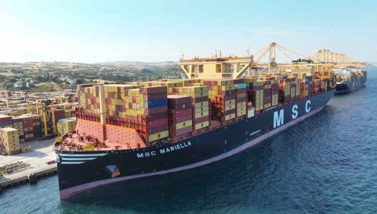 ASYAPORT Zirveye Demir Attı: Tek Gemide Elleçleme Rekoru Kırıldı