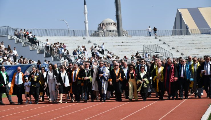 Tekirdağ Namık Kemal Üniversitesi 2024-2025 Yılı Akademik Mezuniyet Töreni Yapıldı