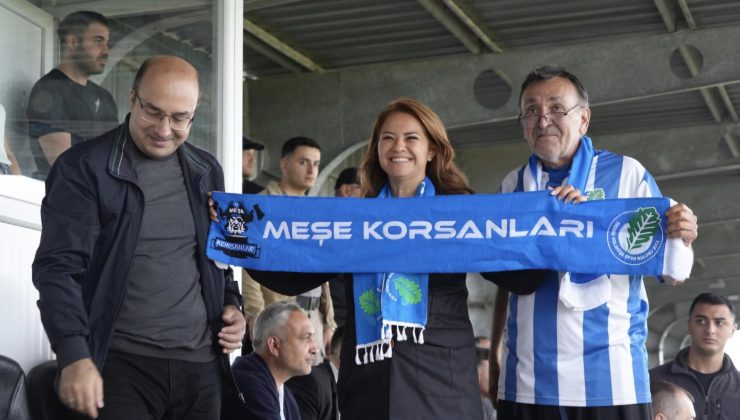 Müge Başkan, Sezonun İlk Karşılaşmasında Takımını Yalnız Bırakmadı