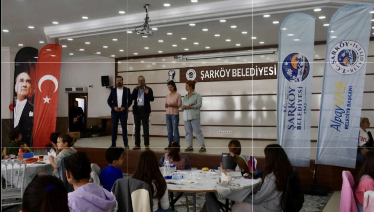 Şarköy’de “Cumhuriyet ve Atatürk İçin Fırçanı Al Gel” Etkinliği düzenlendi