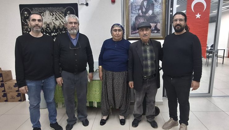 Her Zaman Paylaşarak Yüreklere Dokunuyorlar
