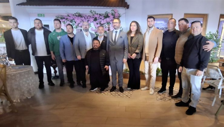 Erhan Ürkmez’den Manifesto Gibi Basın Açıklaması