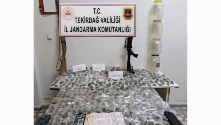 Tekirdağ’da Jandarmadan Uyuşturucuya Darbe: Binlerce Hap ve Kilolarca Esrar Ele Geçirildi