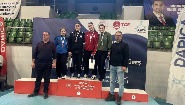 Çorlulu Sporcular Minderde Devleşti