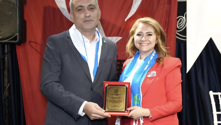 Başkan Müge Yıldız Topak’tan Ergene Velimeşe spor’a Tam Destek