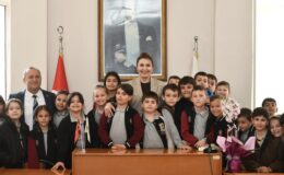 Başkan Nergiz Karaağaçlı Öztürk: “Miniklerimizi Belediyemizde Ağırlamaktan Büyük Mutluluk Duyduk”